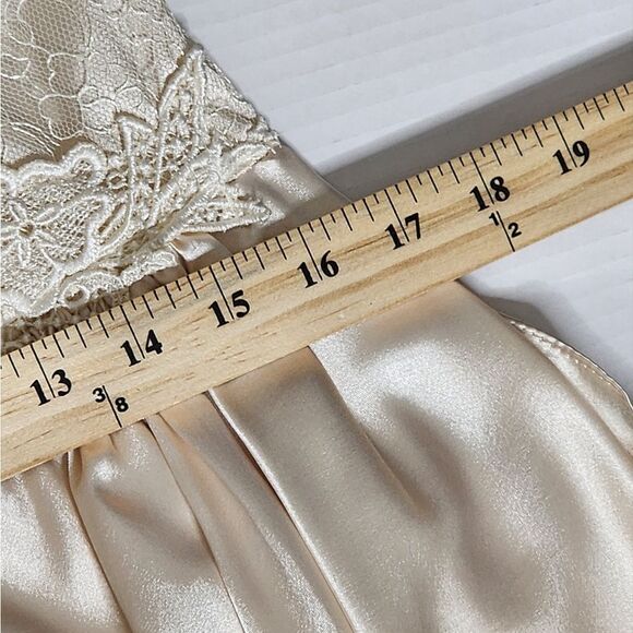 Lorrie Kabala Full Length Poof Sleeve Ivory Dress - Picture 11 of 12